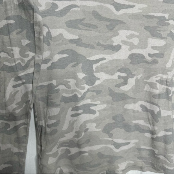 GAP Favourite Camo Shirt Long Sleeved Grey & White Size Small - Picture 12 of 16